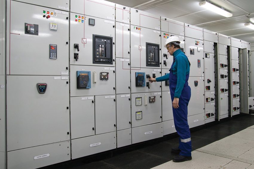 Low Voltage Motor Control Center Market