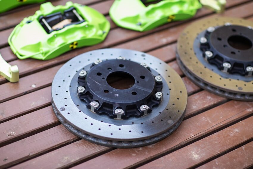 Automotive Carbon Ceramic Brakes Market