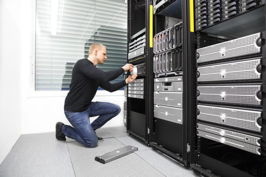 Storage Area Network (SAN)